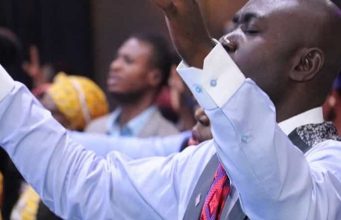 A Daily Life Of Praise And Thanksgiving