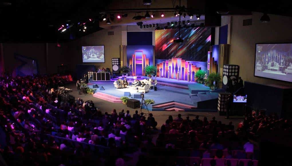 Global Congregation Joins Pastor Chris for February Global Communion Service