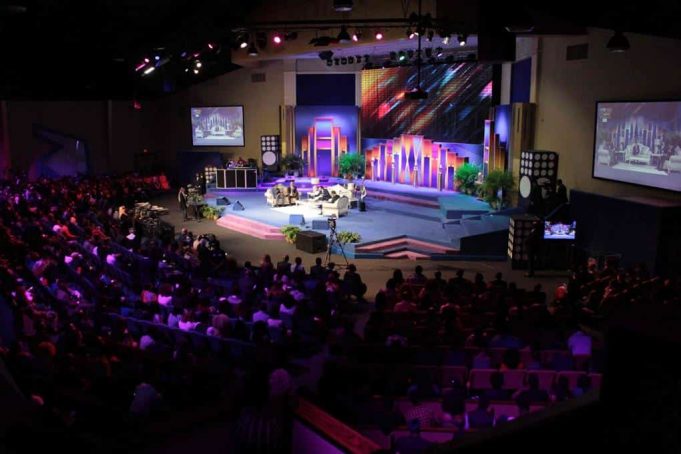 Global Congregation Joins Pastor Chris for February Global Communion Service