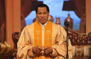 “Are You Spiritually Minded?” Pastor Chris Poses at Global Service